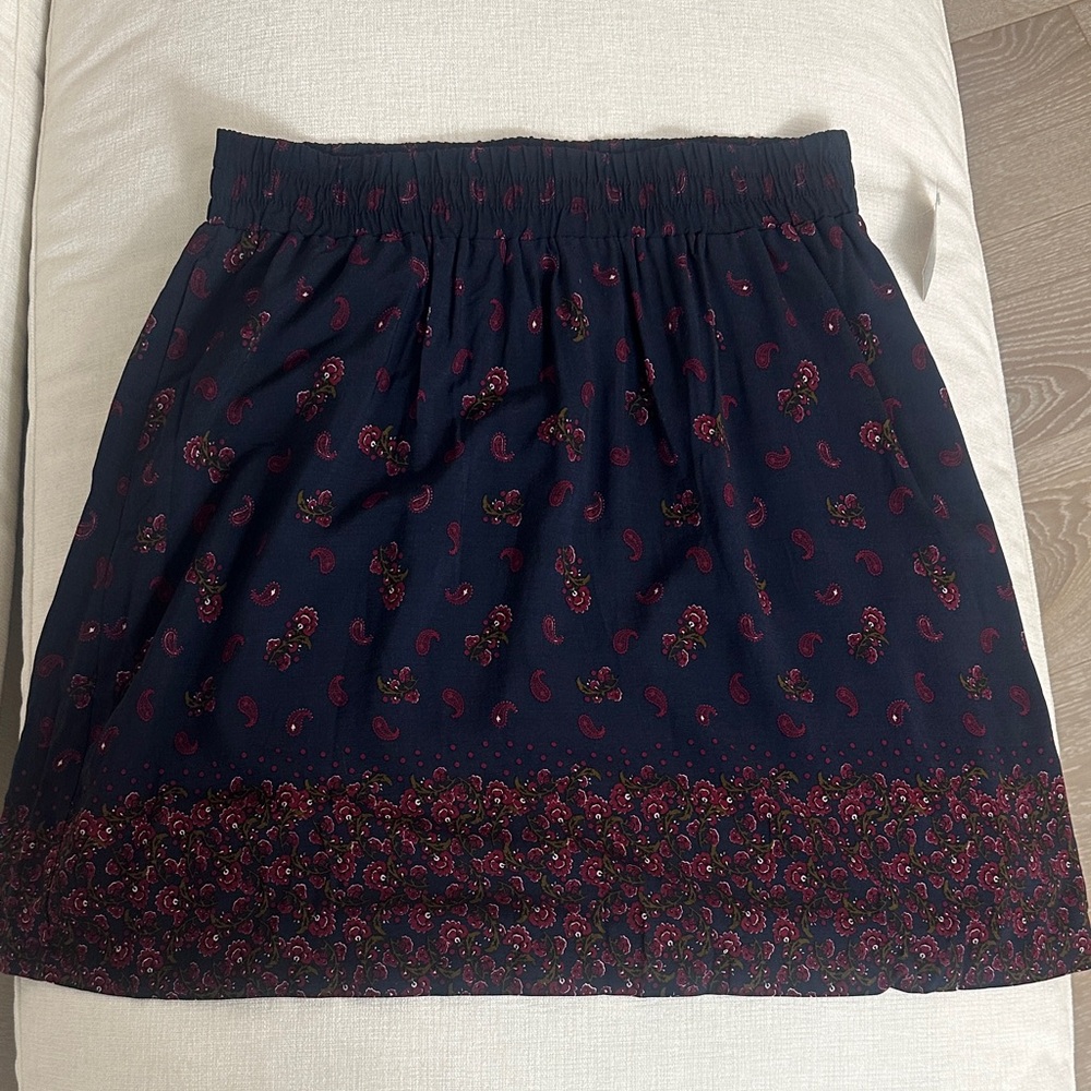 Reitmans Vintage Navy & Berry Paisley A-Line Rayon Skirt NWT 9